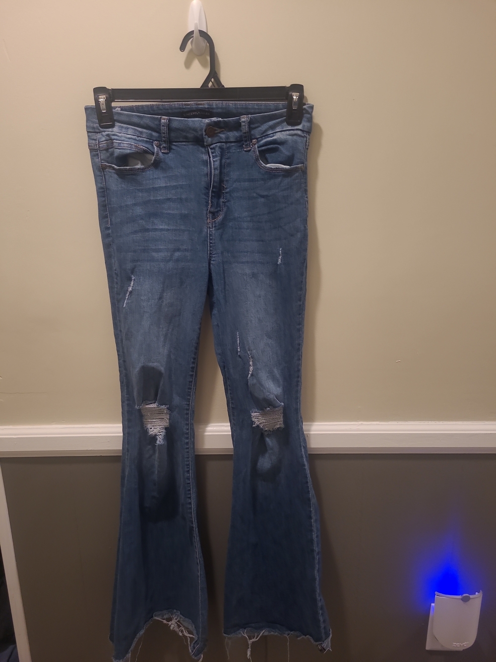 Sincerely Jules Flare Jeans Womens 7 Blue High Rise Distressed Raw Hem 7x28